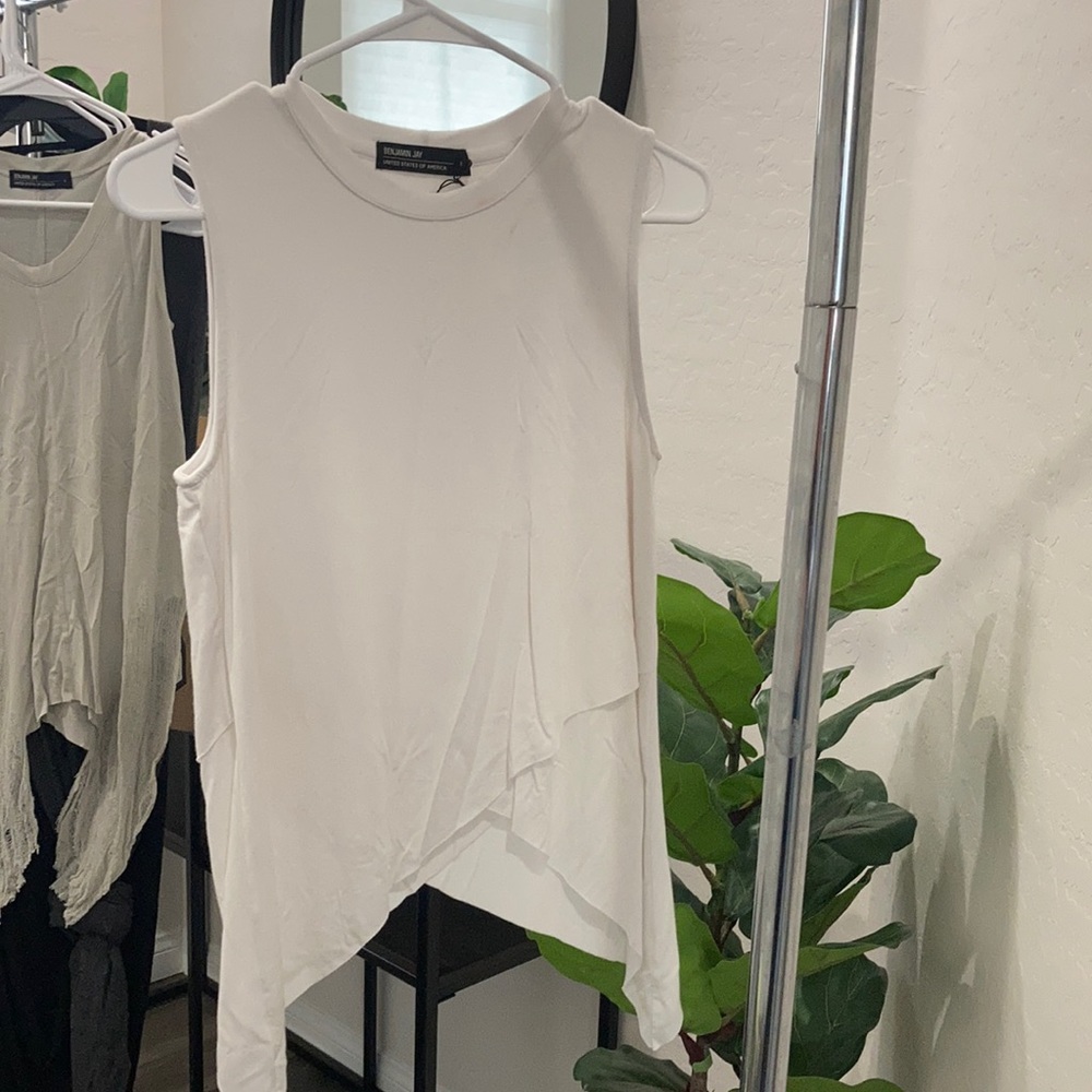 Benjamin Jay tulip top